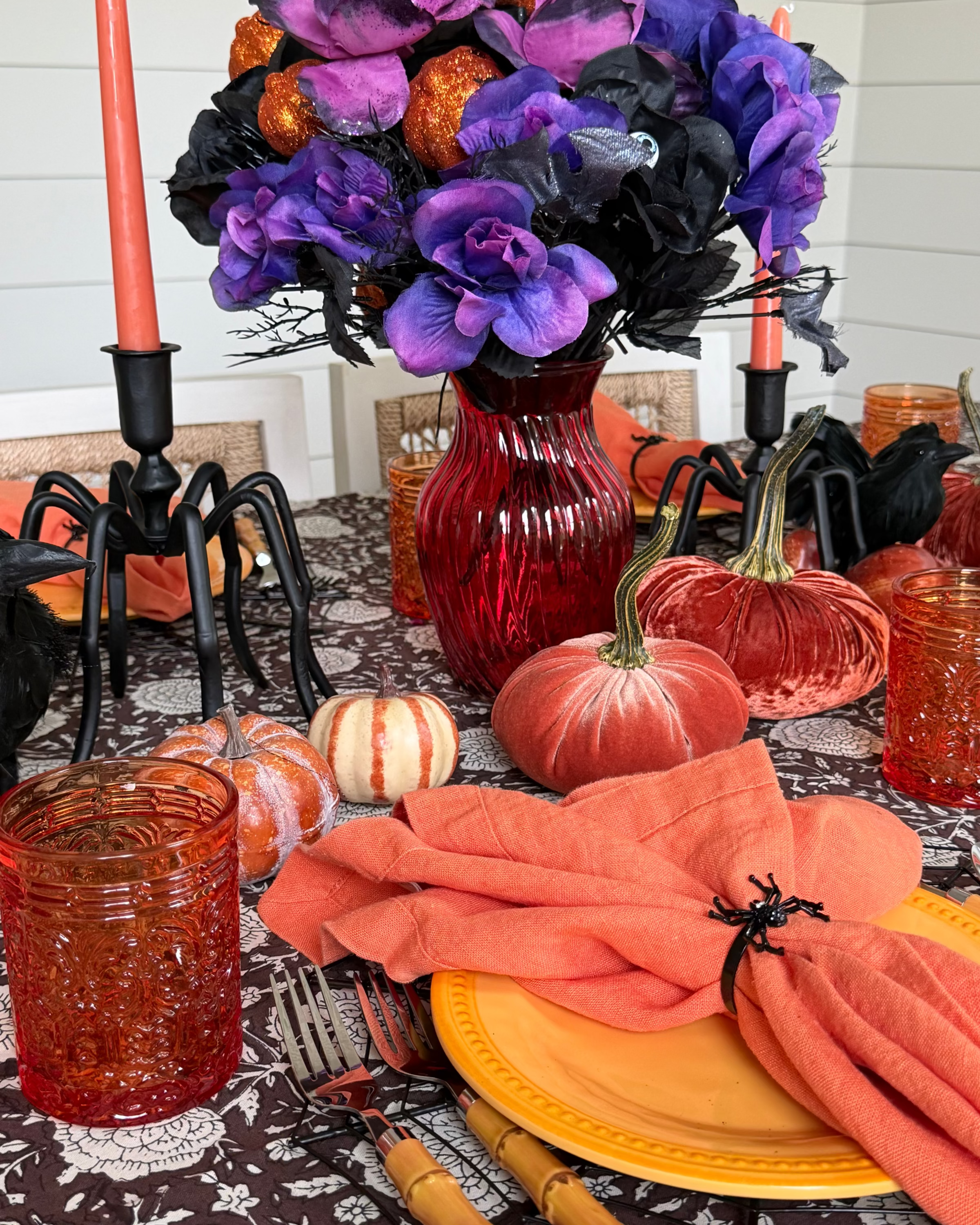 Haunted Harvest Tablescape Set